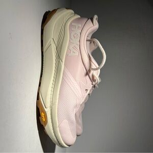 Hoka One One Women’s Transport Running Shoes Size 6.5 B US